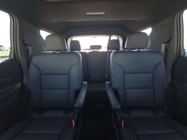 Used 2026 Chevrolet Traverse Z71 w/ Enhanced Driving Package AWD/4WD image 19