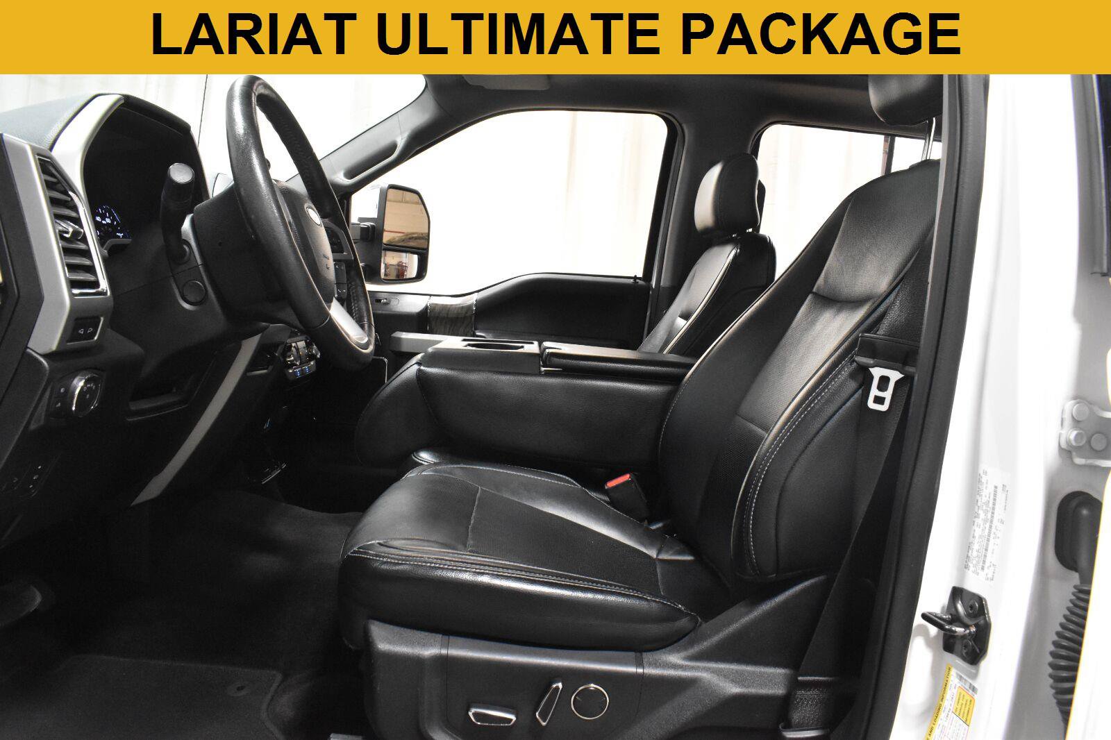 Used 2017 Ford F250 Lariat w/ Lariat Ultimate Package AWD/4WD image 4