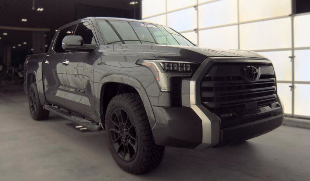 Used 2022 Toyota Tundra Limited AWD/4WD image 5