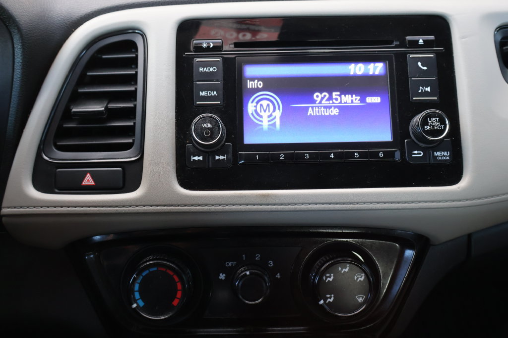 Used 2022 Honda HR-V LX image 31