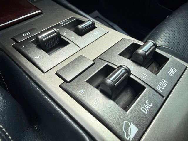 Used 2014 Lexus GX 460 Luxury image 34