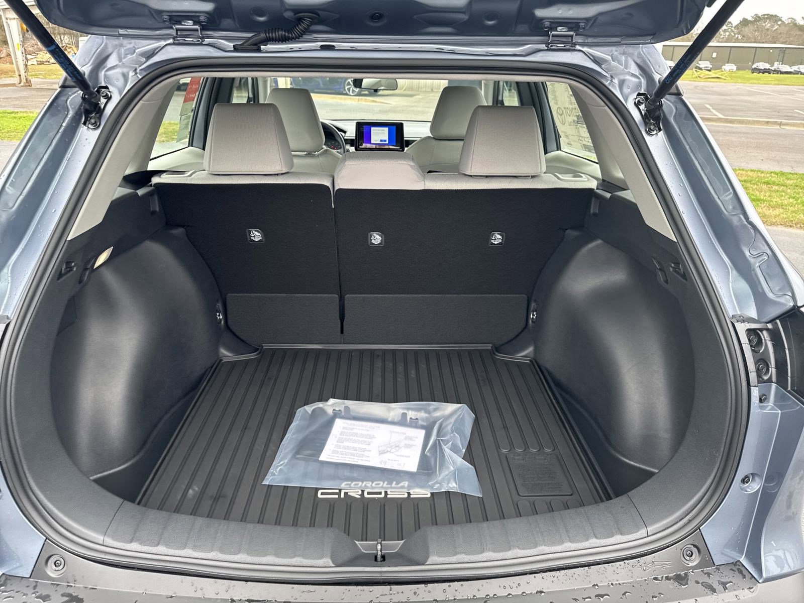 New 2025 Toyota Corolla Cross L FWD image 35