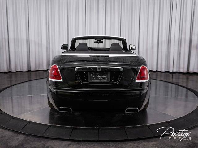 Used 2018 Rolls-Royce Dawn RWD image 19