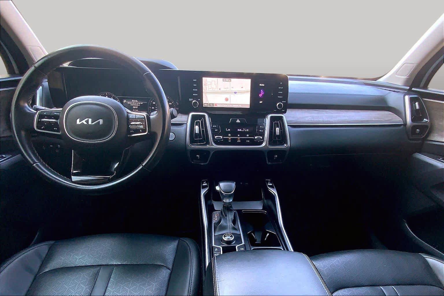 Used 2023 Kia Sorento EX FWD image 16