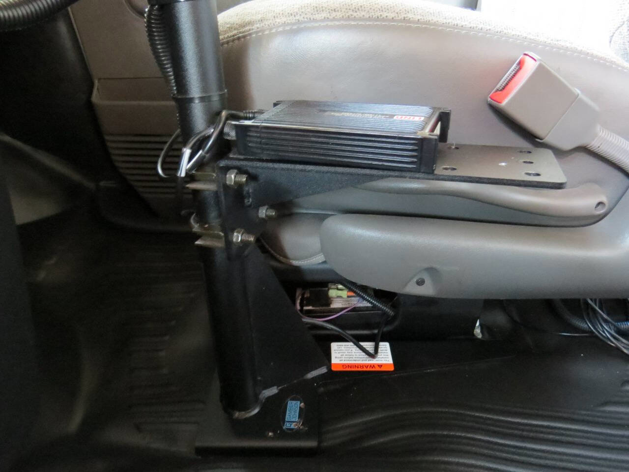 Used 2016 Chevrolet Express 3500 image 78