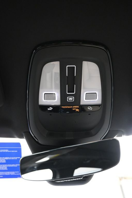 New 2026 Volvo XC90 B6 Plus w/ Protection Package Premier image 38