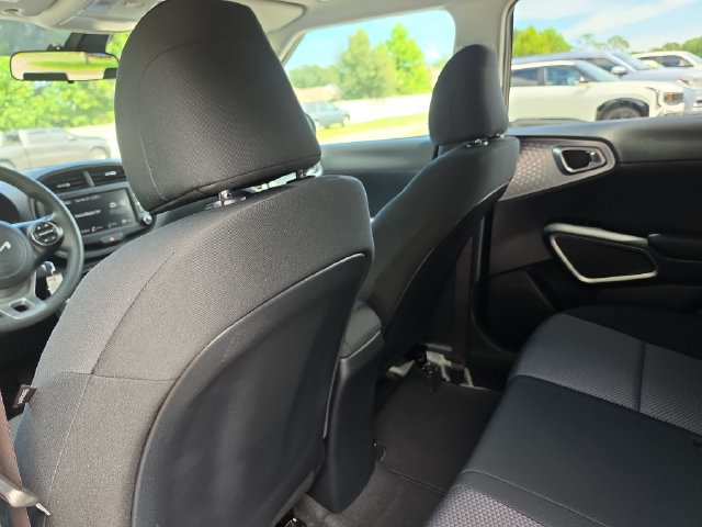 Certified 2025 Kia Soul LX FWD image 10