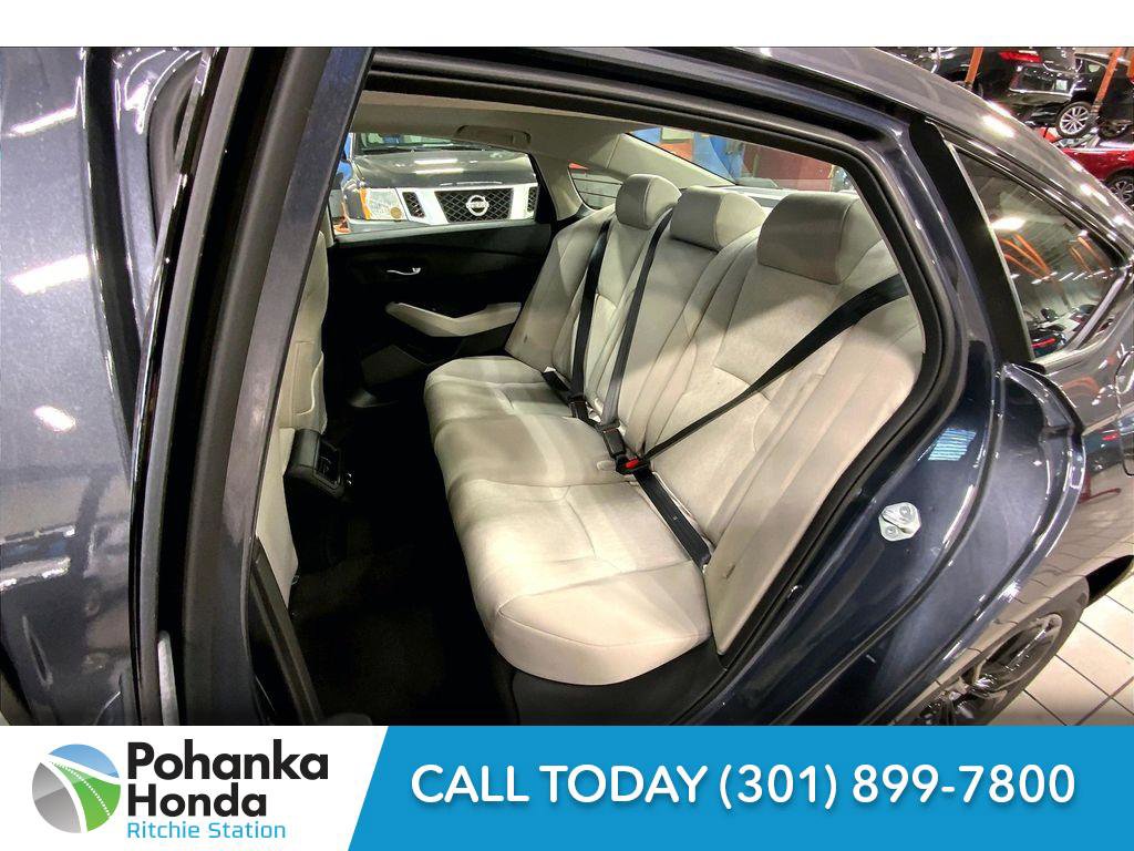 Used 2025 Honda Accord SE image 11