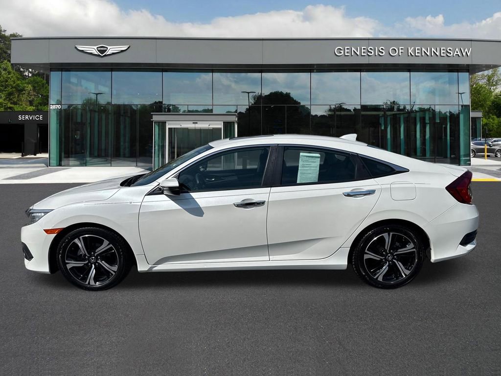 Used 2017 Honda Civic Touring image 4
