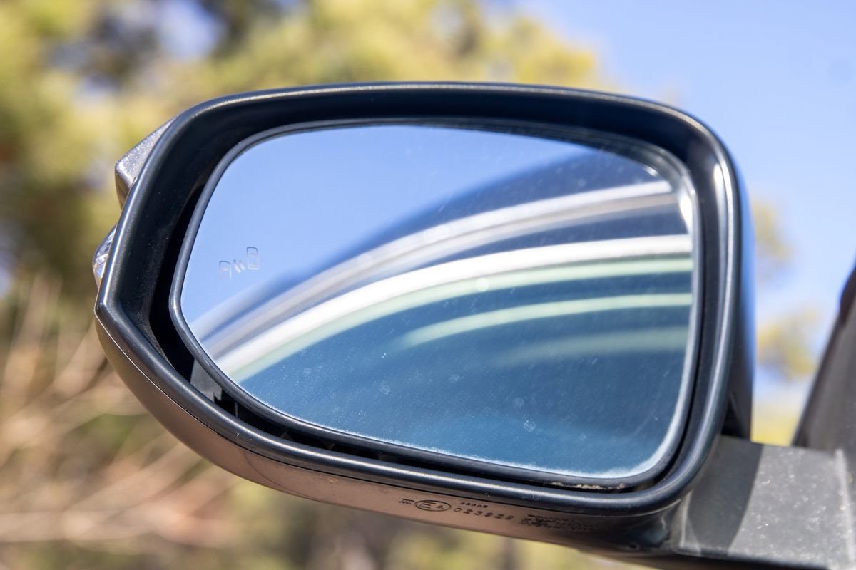 Used 2018 Toyota RAV4 XLE image 39