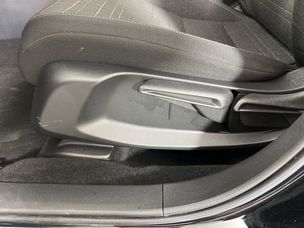 Certified 2024 Honda HR-V LX image 20