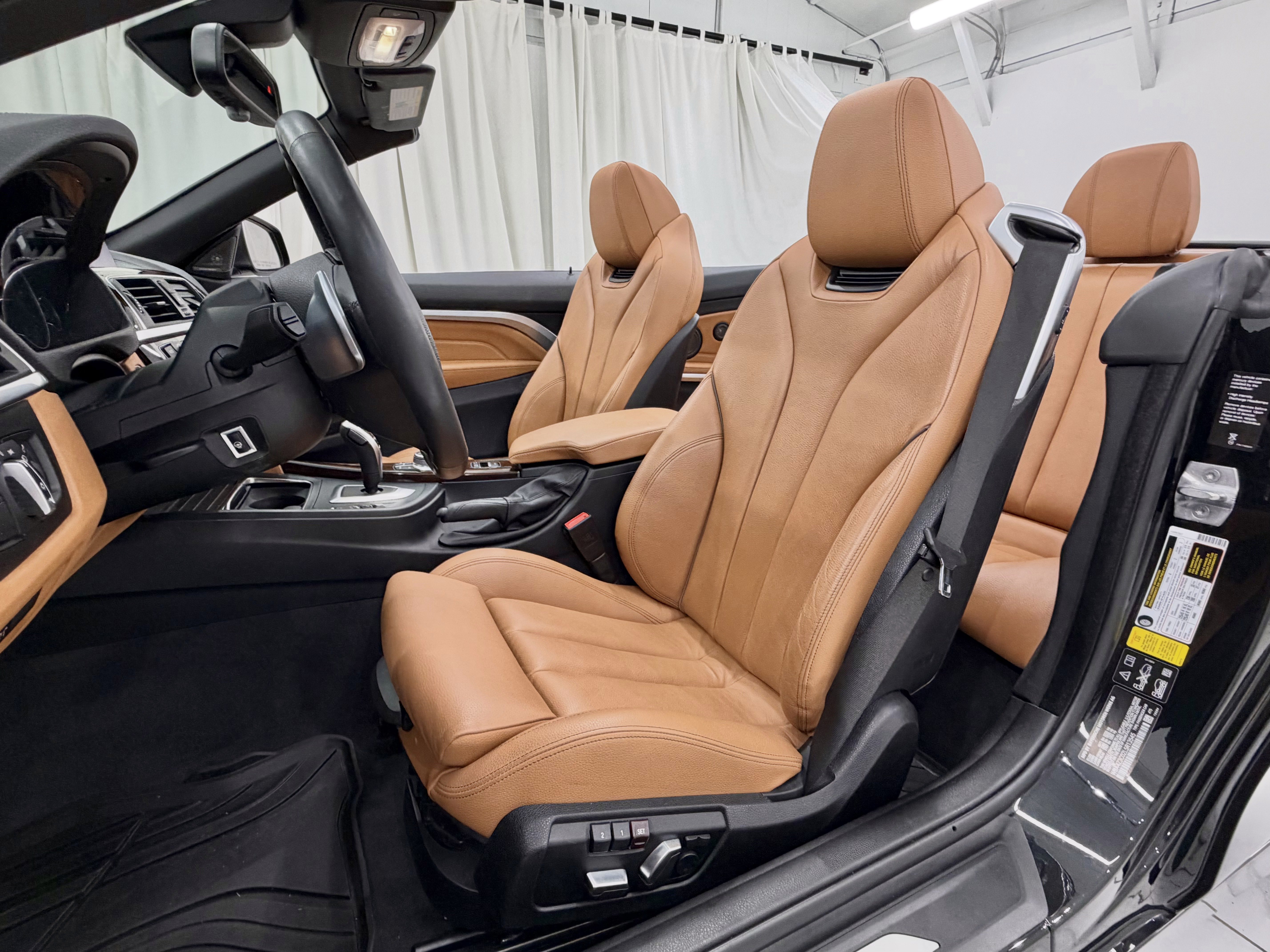 Used 2020 BMW 430i xDrive Convertible w/ Executive Package AWD/4WD image 31