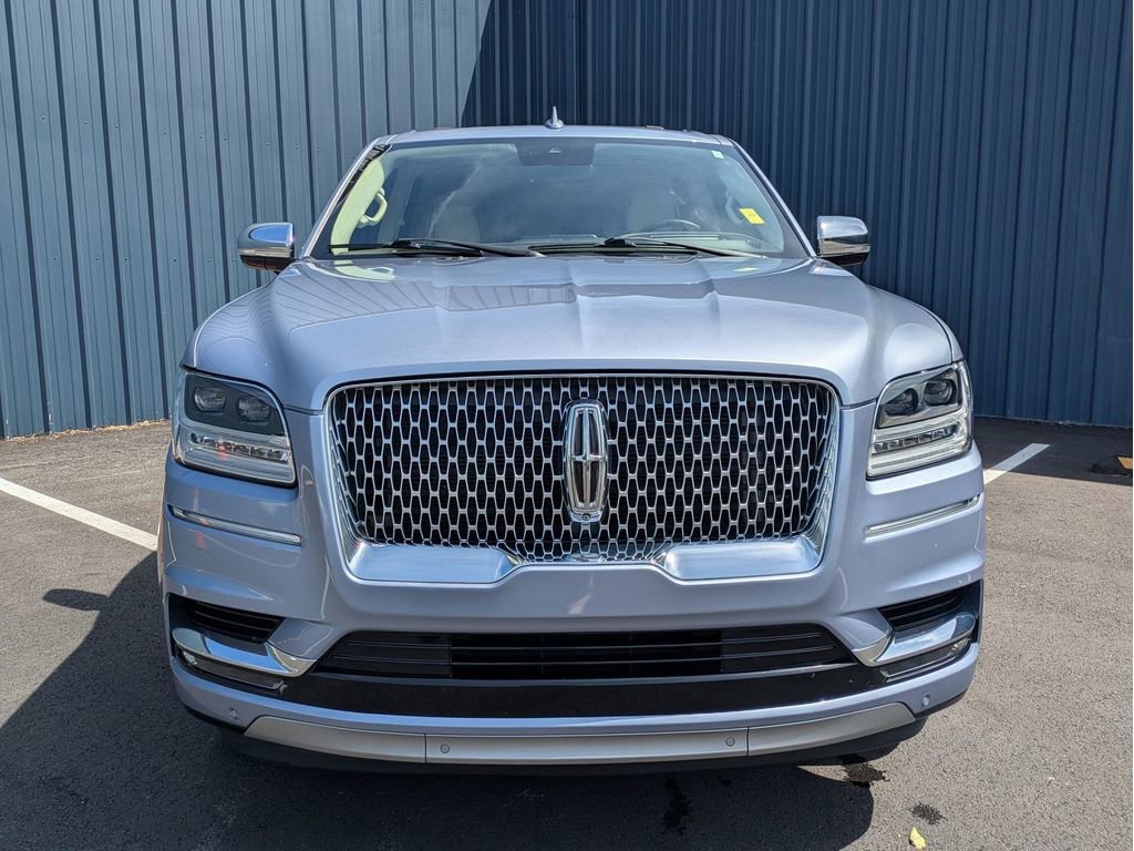 Used 2021 Lincoln Navigator L Black Label w/ Cargo Convenience Package image 3