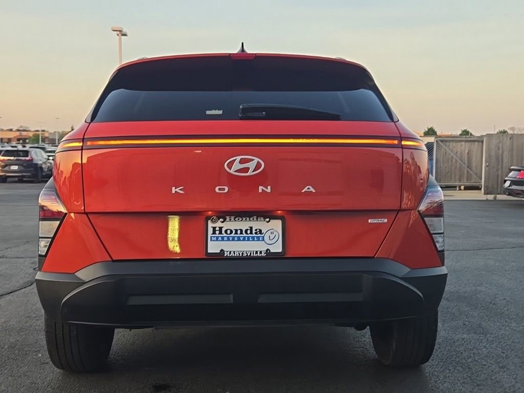 Used 2024 Hyundai Kona SEL AWD/4WD image 5