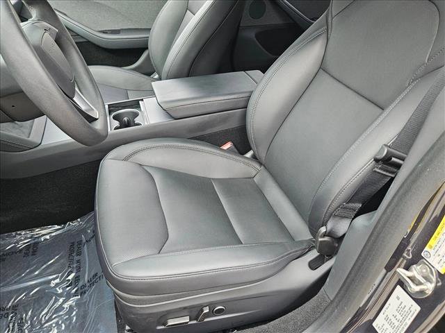 Used 2024 Tesla Model 3 image 16