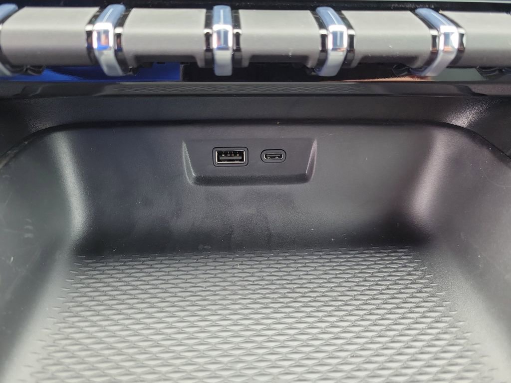 New 2026 GMC Terrain AT4 w/ Convenience Package III image 33