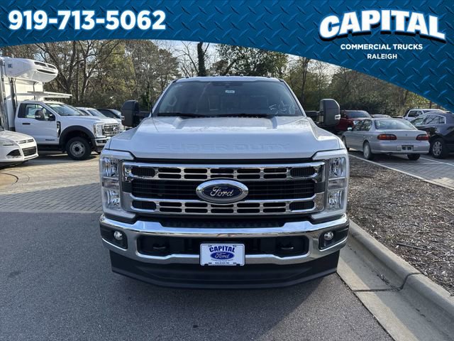 New 2026 Ford F350 XL w/ XL Chrome Package image 3