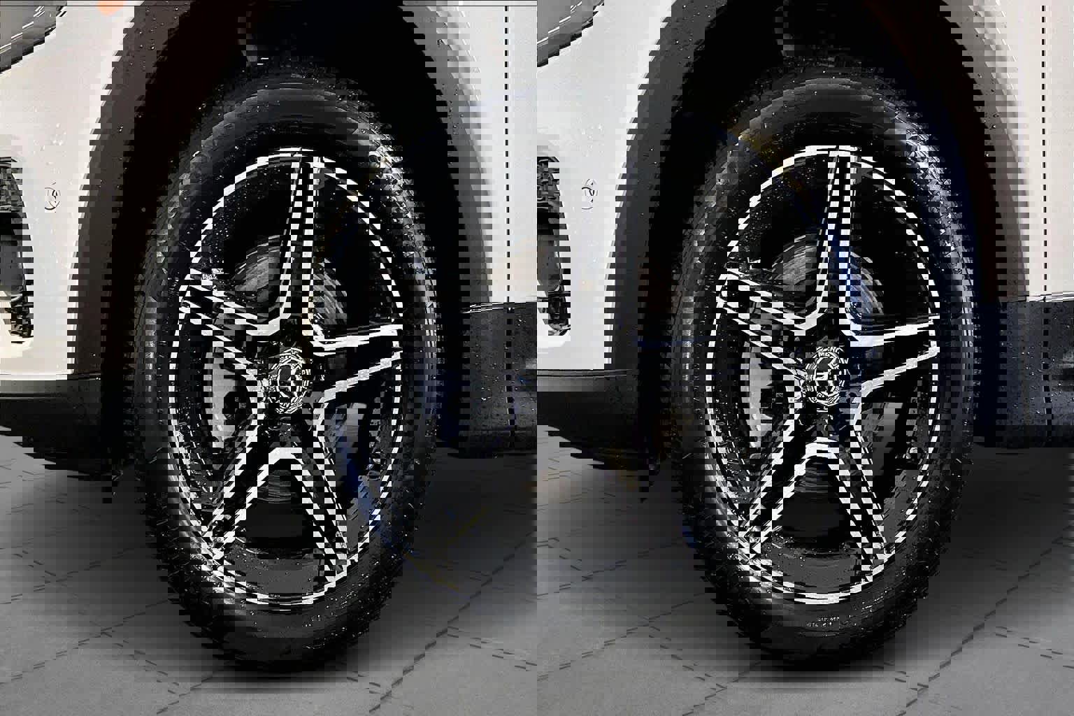 New 2026 Mercedes-Benz GLB 250 4MATIC image 17