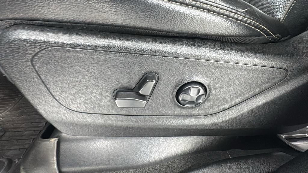 Used 2022 RAM 1500 Sport w/ G/T Package image 11