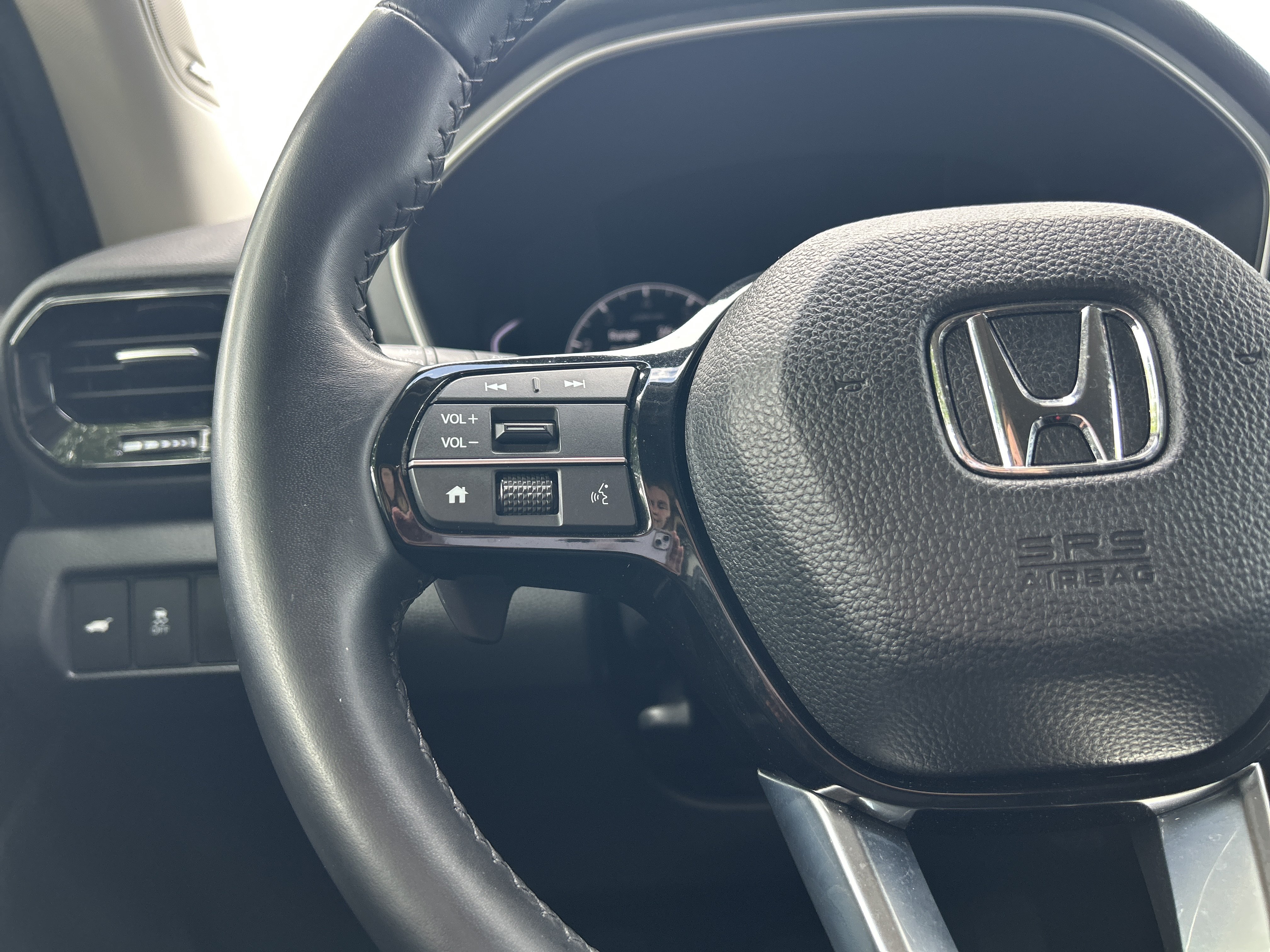 Used 2025 Honda Pilot Touring image 18