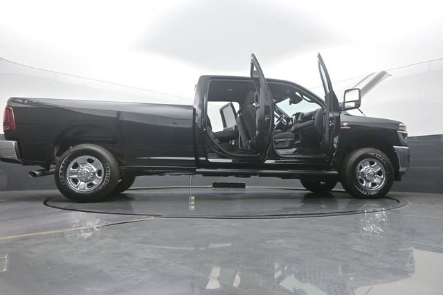 New 2026 RAM 3500 Tradesman AWD/4WD image 61