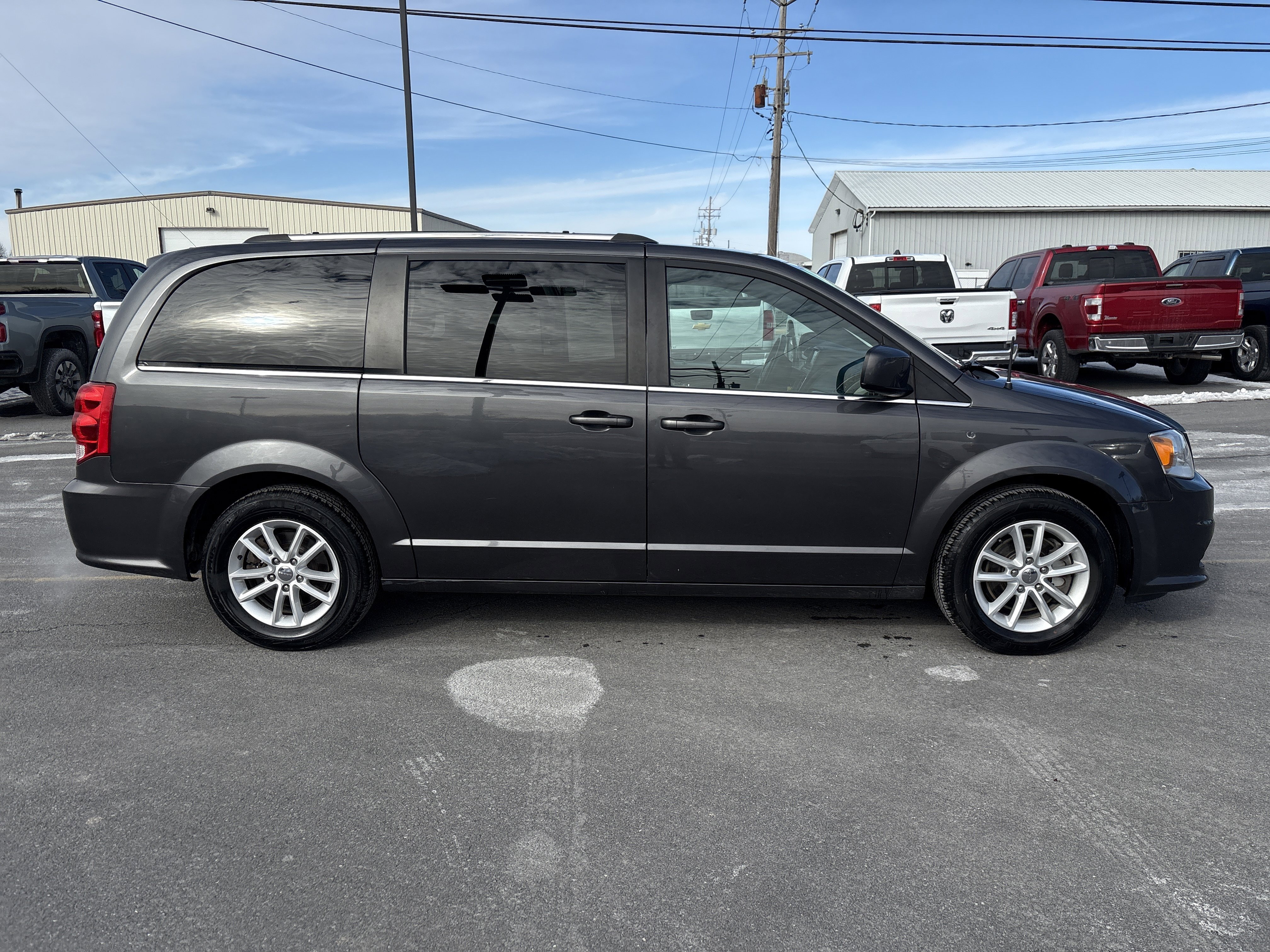 Used 2018 Dodge Grand Caravan SXT video 2
