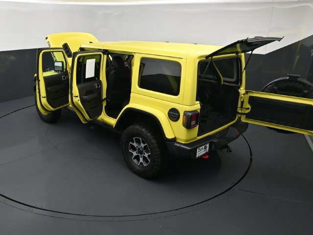 Certified 2023 Jeep Wrangler Unlimited Rubicon w/ Cold Weather Group AWD/4WD image 28