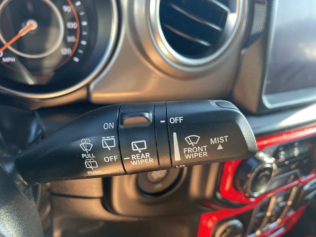 Used 2023 Jeep Wrangler Unlimited Rubicon w/ Steel Bumper Group AWD/4WD image 31