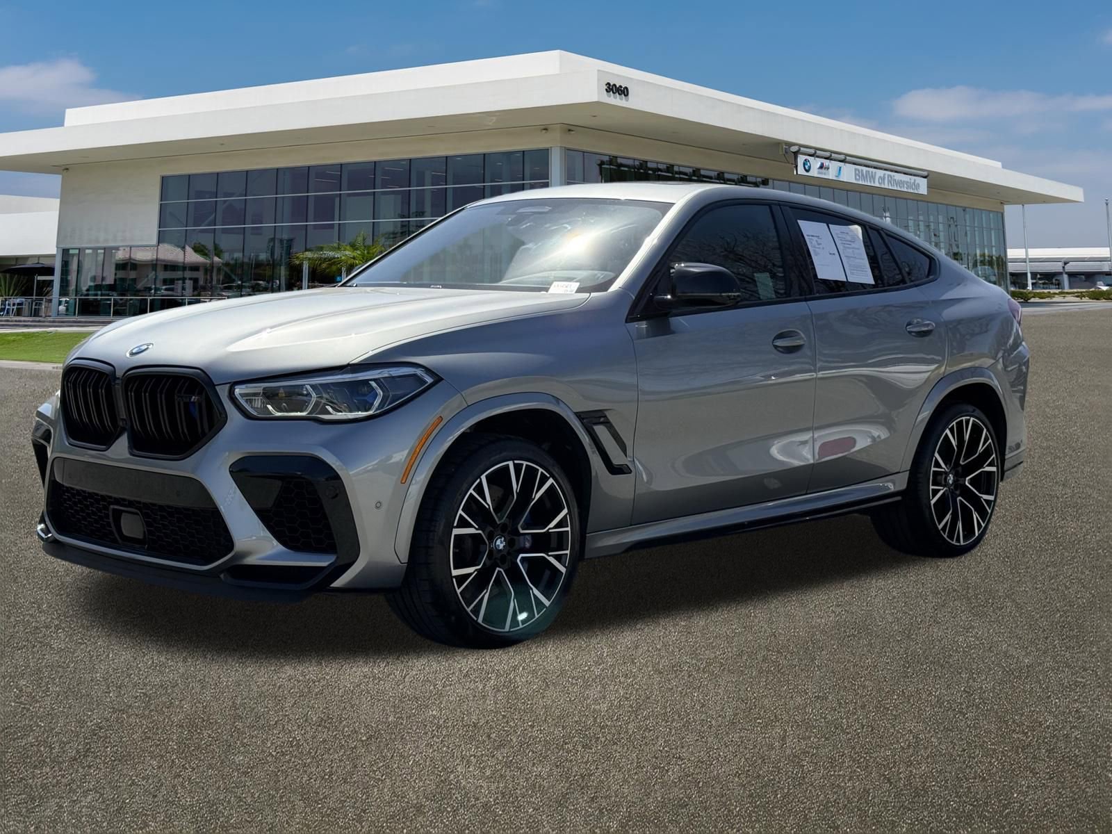 Used 2020 BMW X6 M Competition w/ Executive Package image 5
