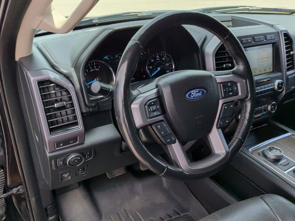 Used 2019 Ford Expedition Platinum AWD/4WD image 14