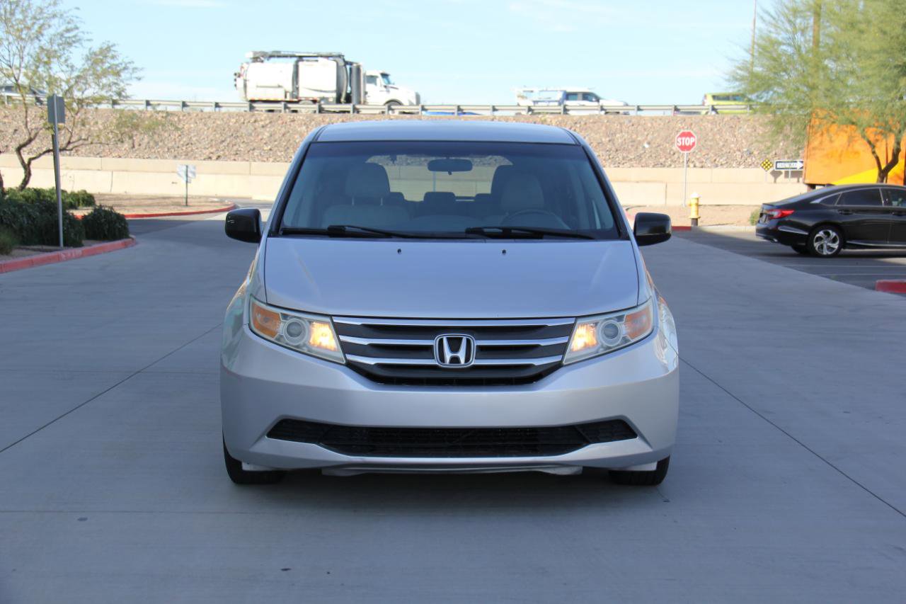 Used 2011 Honda Odyssey EX image 2