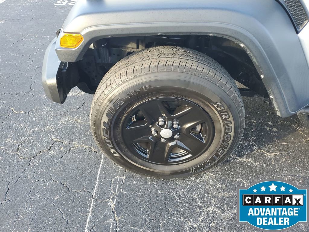 Used 2023 Jeep Gladiator Sport image 20