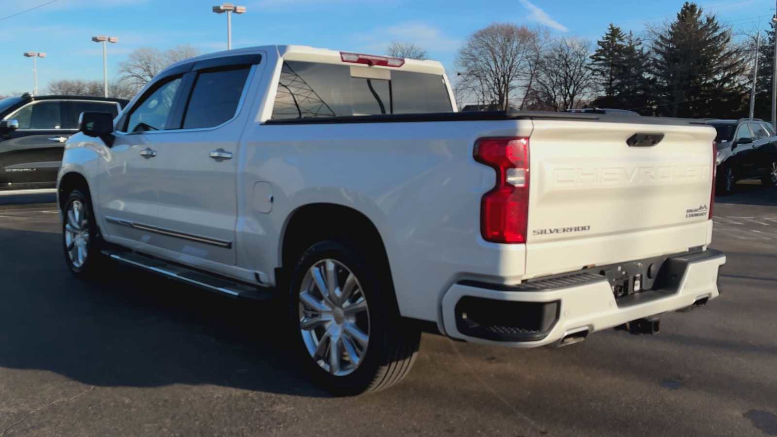 Certified 2023 Chevrolet Silverado 1500 High Country image 4