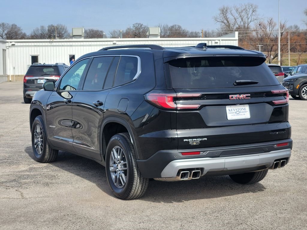 Used 2025 GMC Acadia Elevation FWD image 7