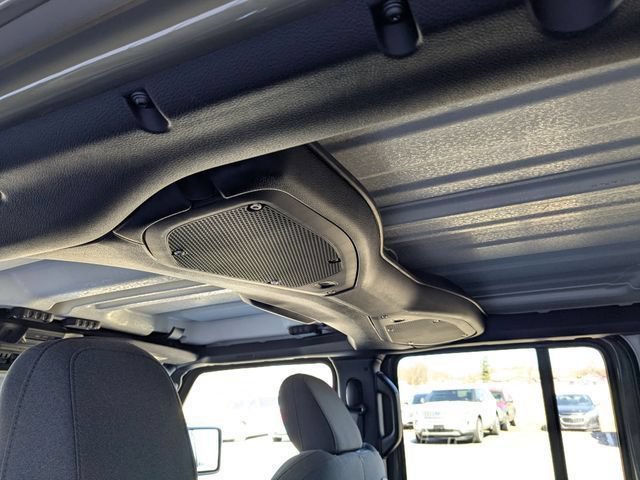 New 2026 Jeep Wrangler Unlimited Rubicon AWD/4WD image 27