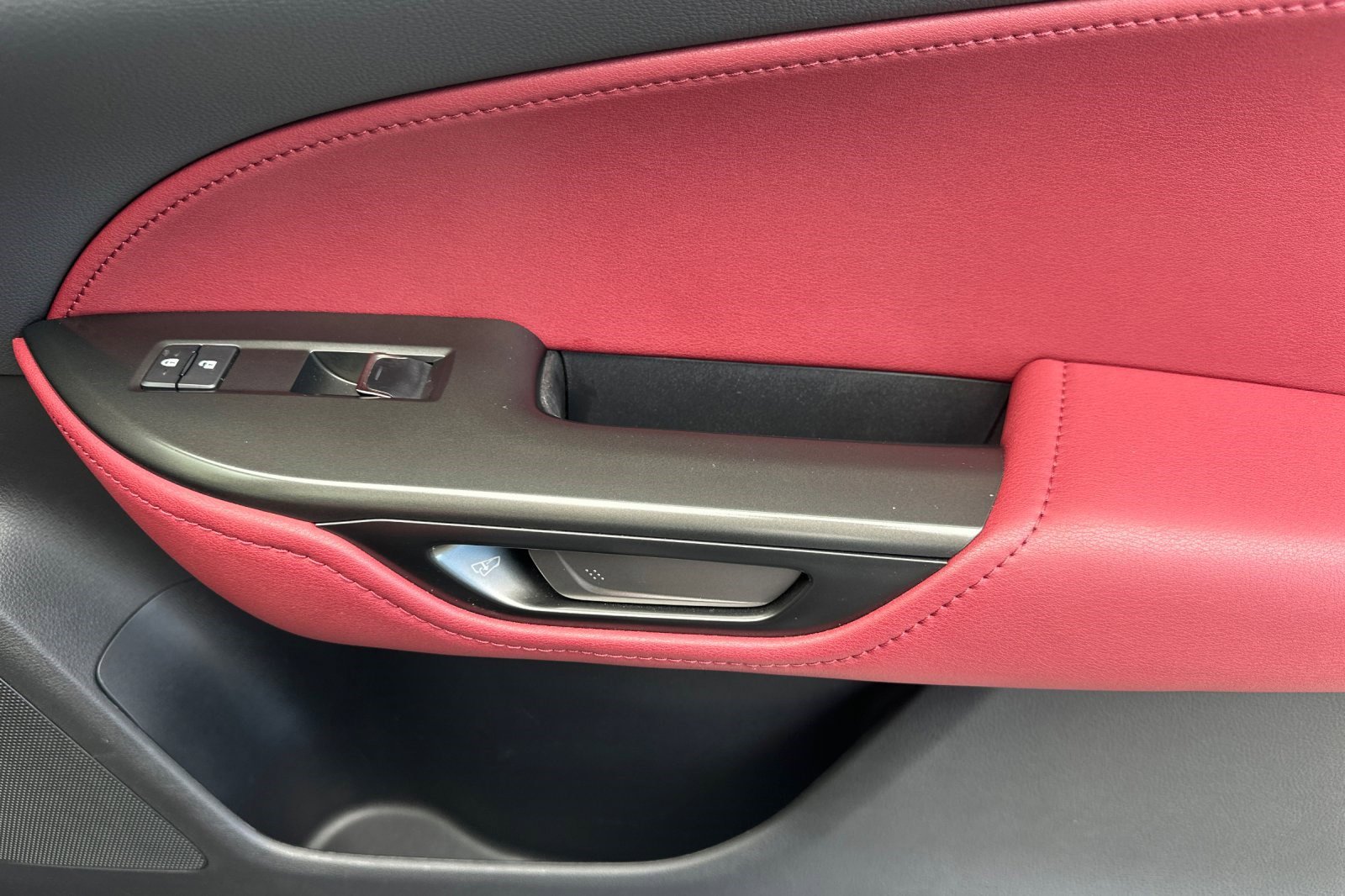 Used 2022 Lexus NX 350h AWD image 22