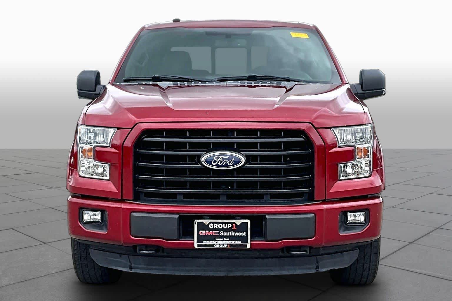 Used 2016 Ford F150 XLT w/ Equipment Group 302A Luxury AWD/4WD image 4