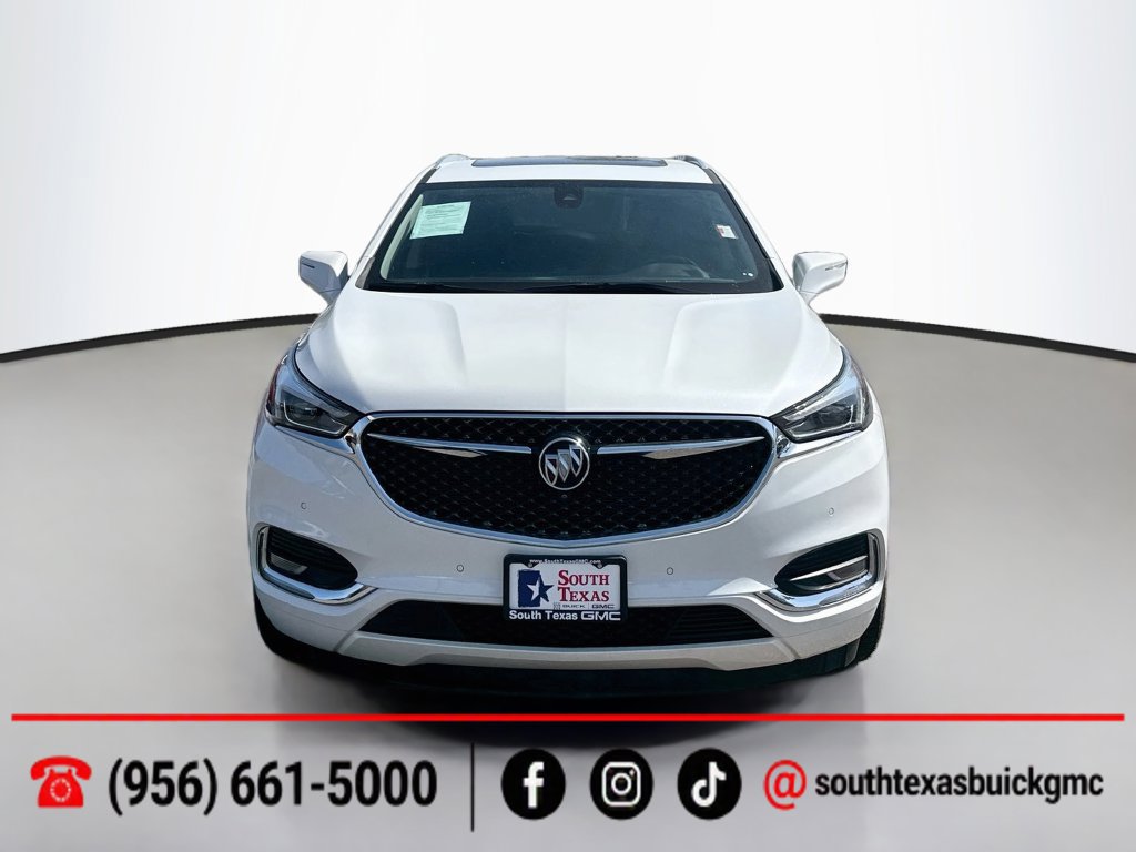 Used 2020 Buick Enclave Avenir w/ Avenir Technology Package FWD image 2