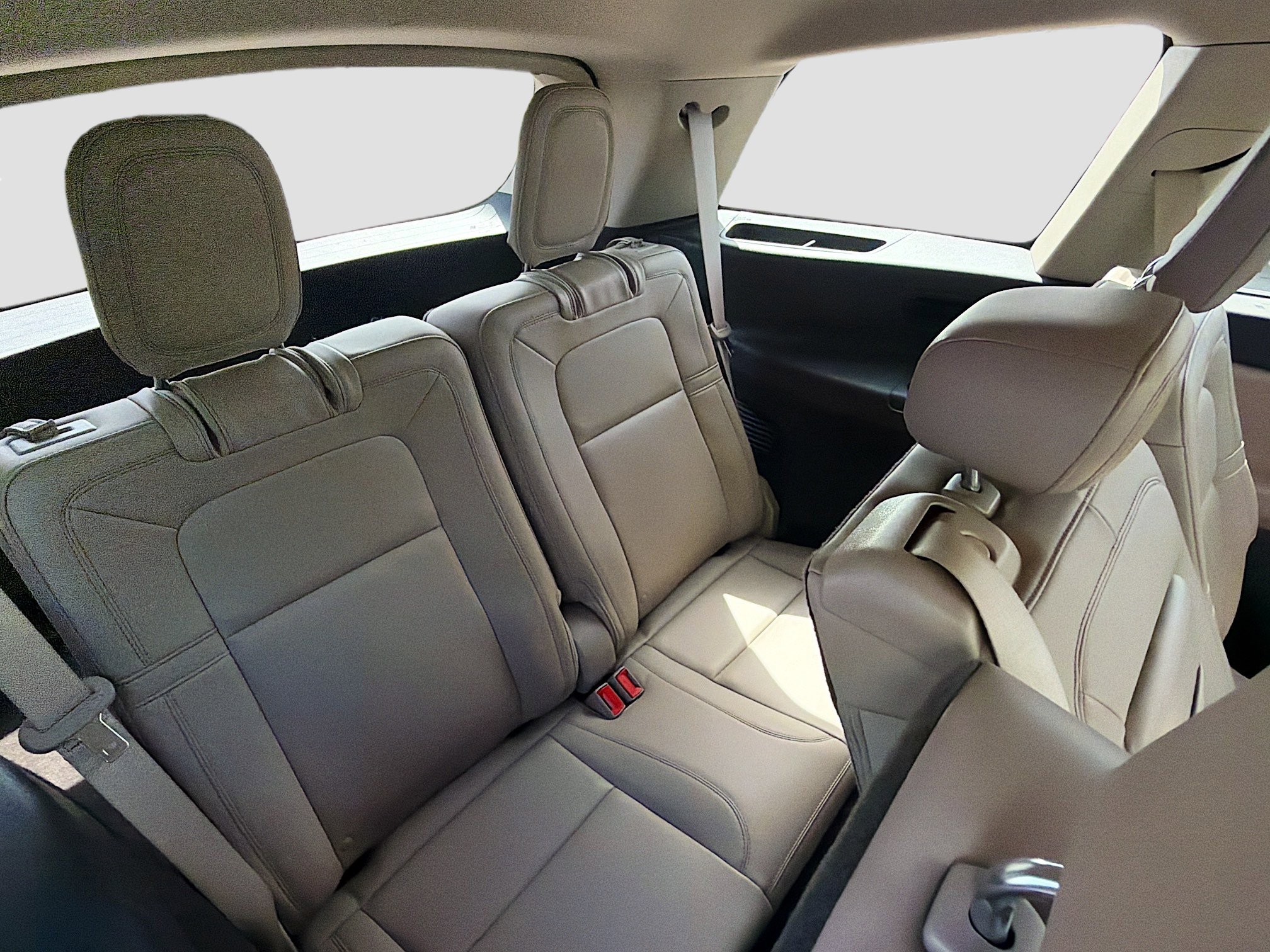 Used 2022 Lincoln Aviator Reserve image 29