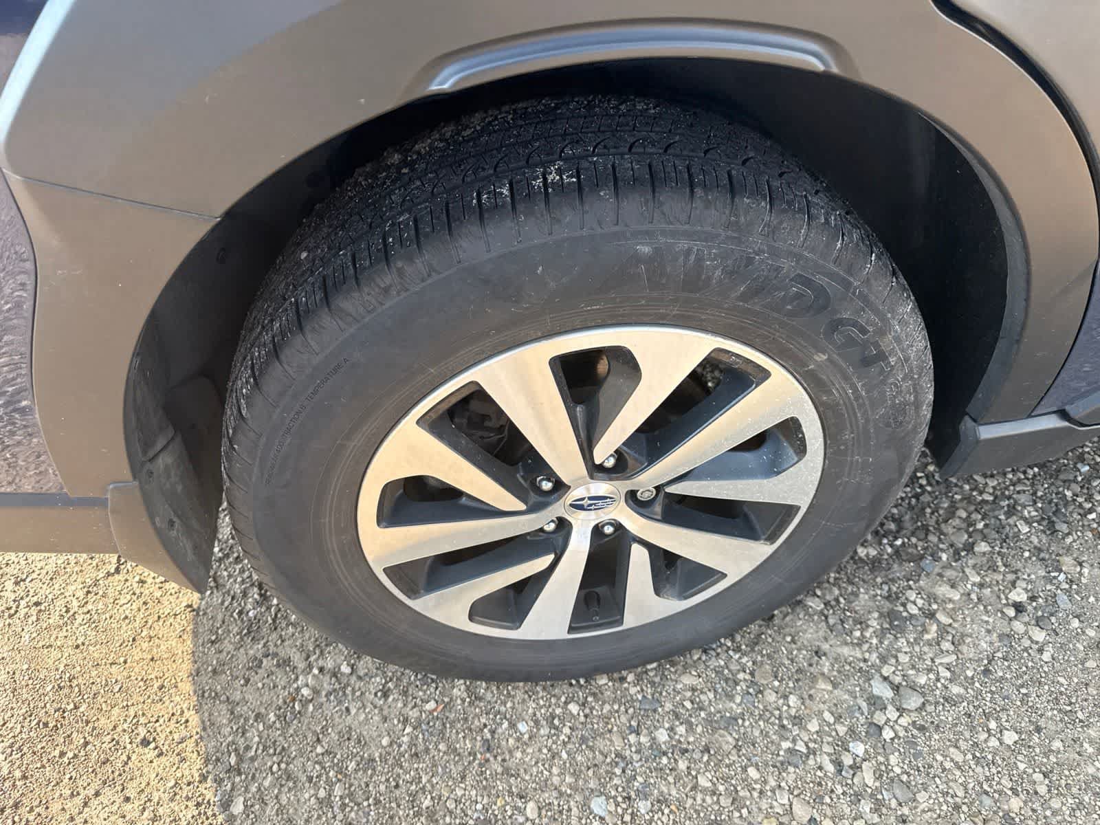 Used 2025 Subaru Outback AWD/4WD image 8