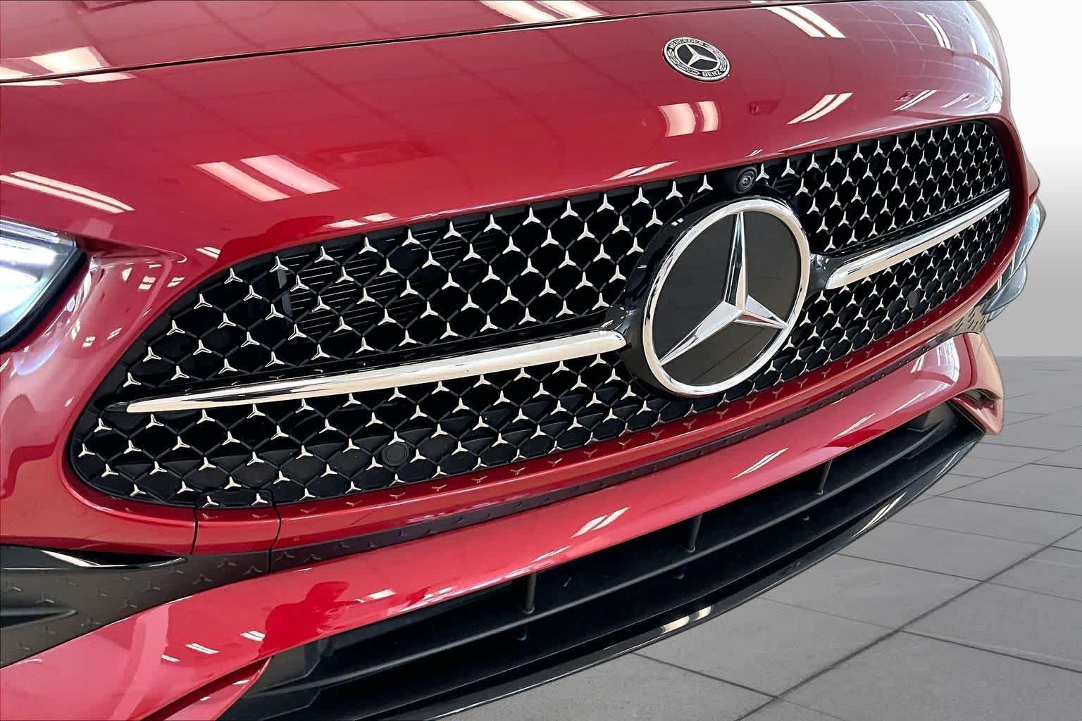 Used 2025 Mercedes-Benz CLE 450 4MATIC Cabriolet image 25
