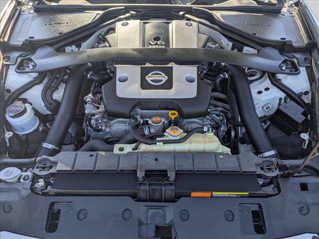 Used 2020 Nissan 370Z Coupe RWD image 18