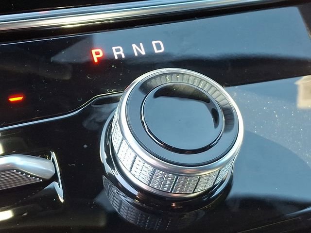 New 2025 Jeep Grand Cherokee Limited w/ Black Appearance Package AWD/4WD image 7