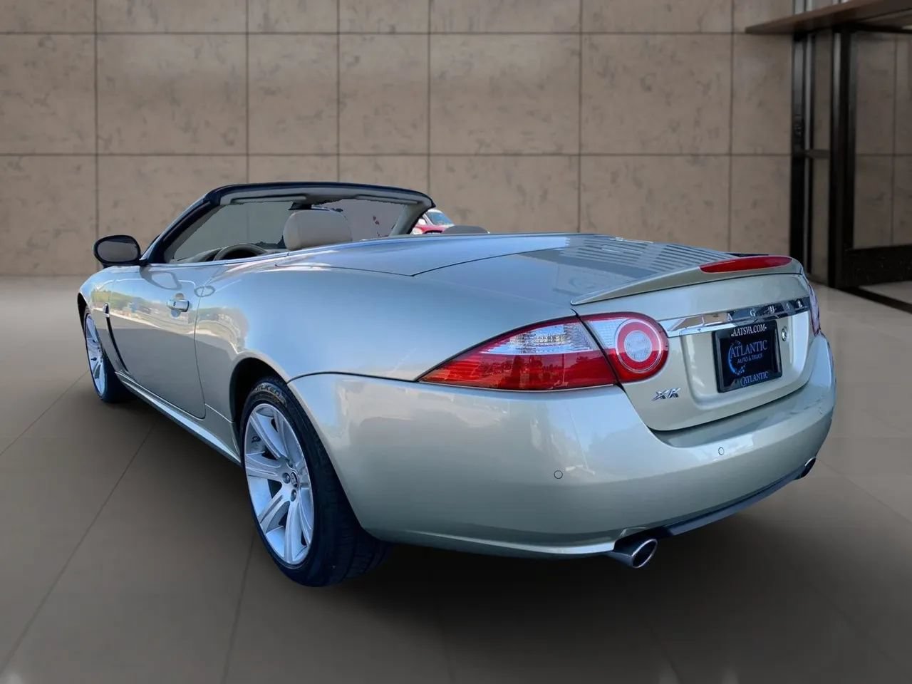 Used 2007 Jaguar XK Convertible RWD image 3