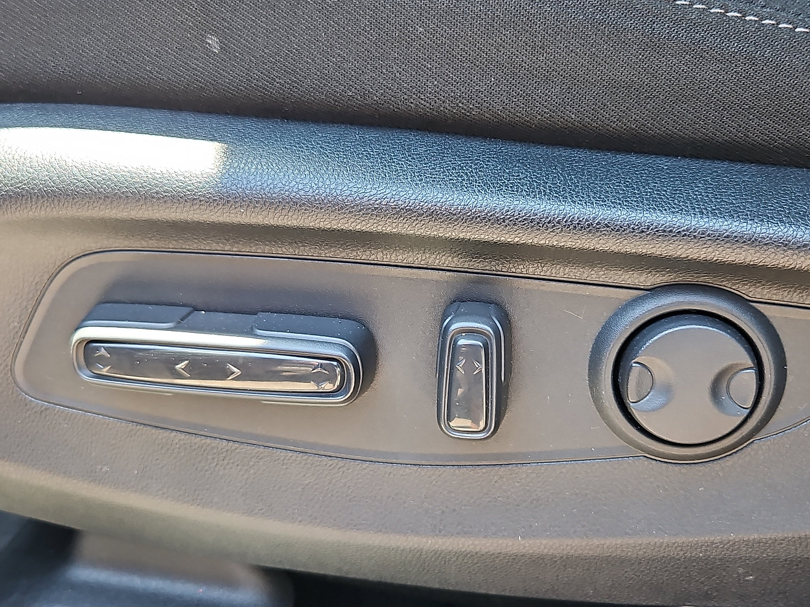 Used 2023 Honda CR-V EX image 28
