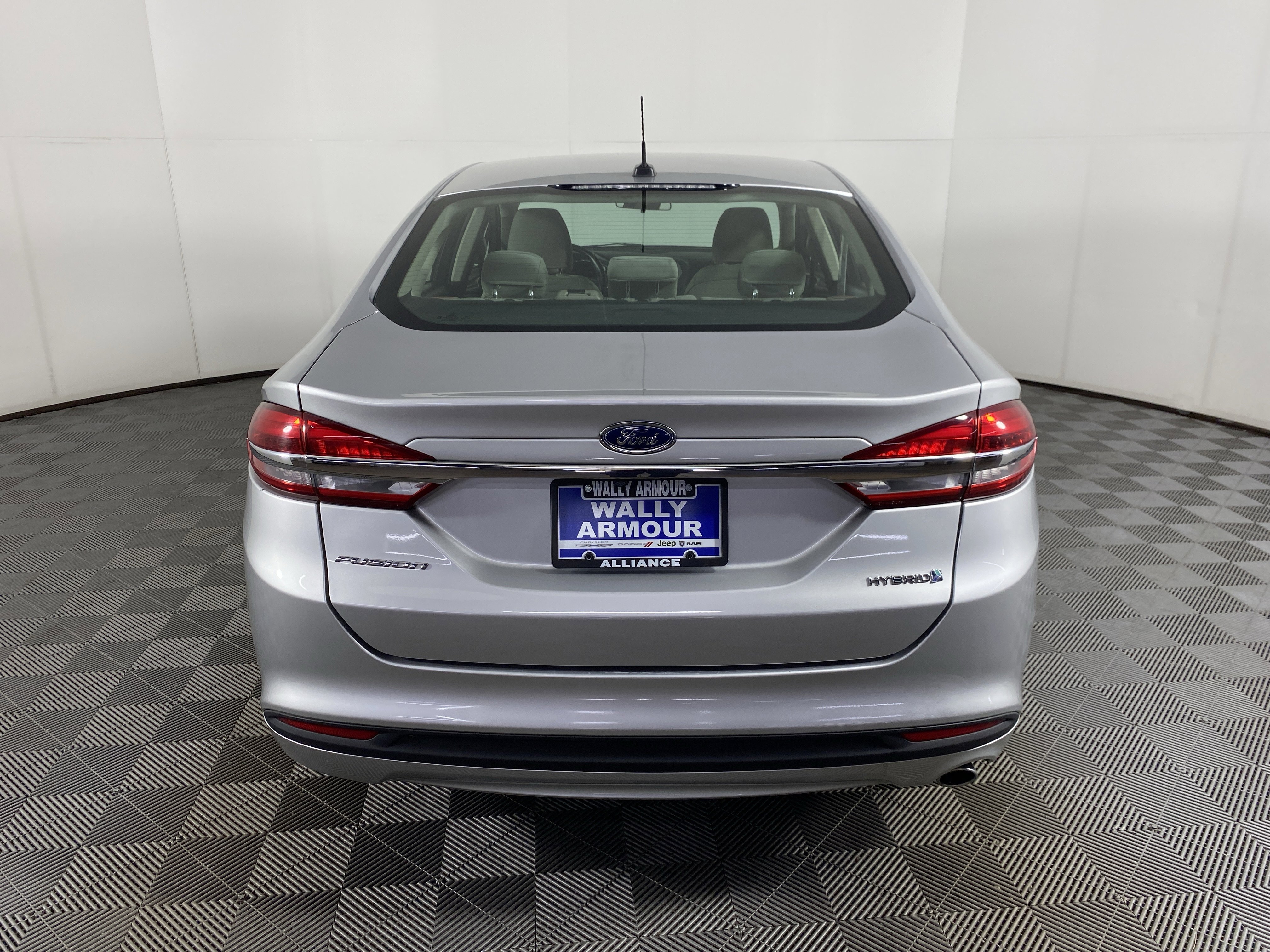 Used 2018 Ford Fusion S FWD image 7