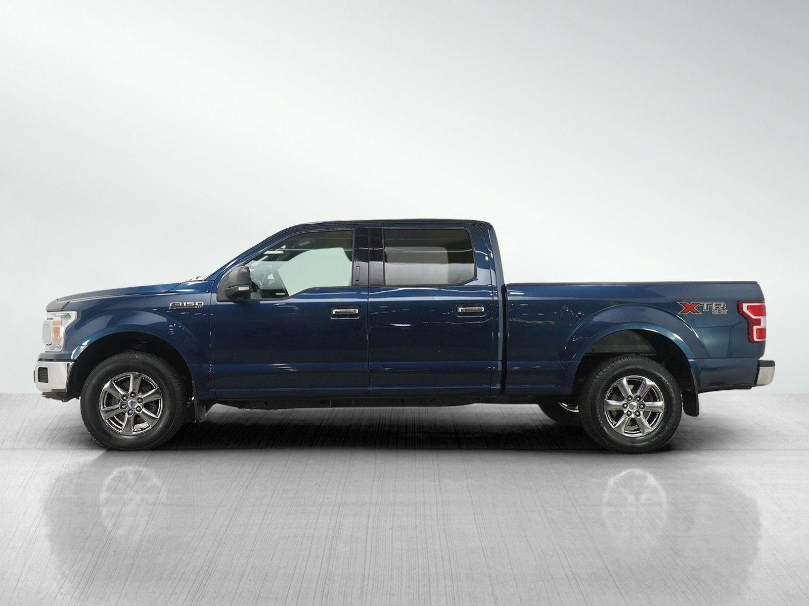 Used 2019 Ford F150 XLT w/ Equipment Group 301A Mid image 2
