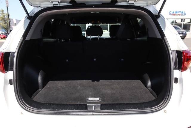 Used 2018 Kia Sportage LX FWD image 33