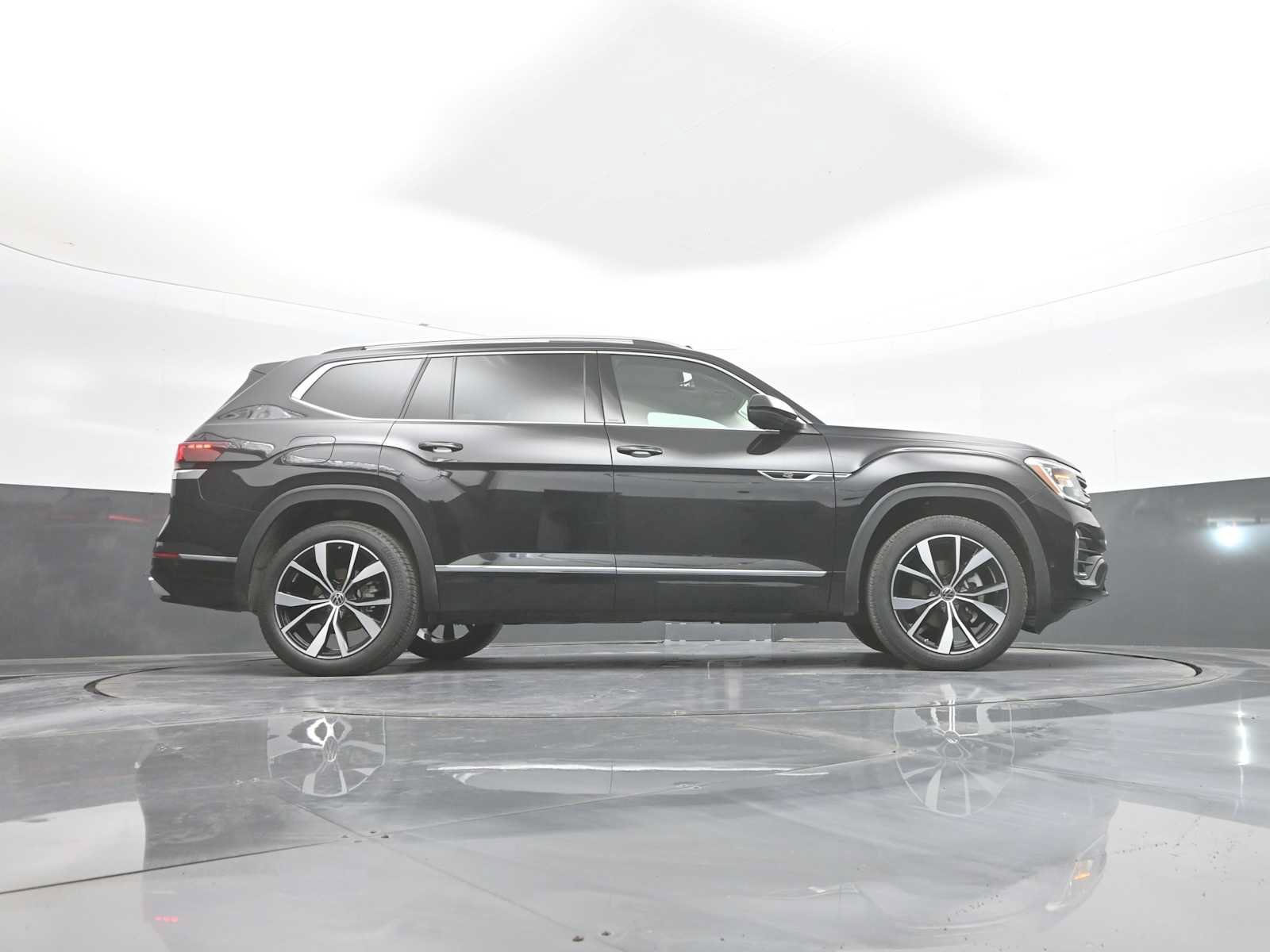 Used 2026 Volkswagen Atlas SEL Premium R-Line AWD/4WD image 52
