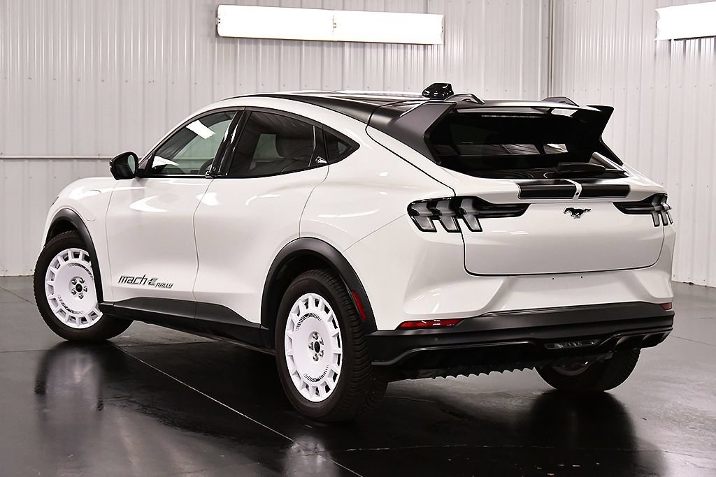 Used 2025 Ford Mustang Mach-E GT AWD/4WD image 5